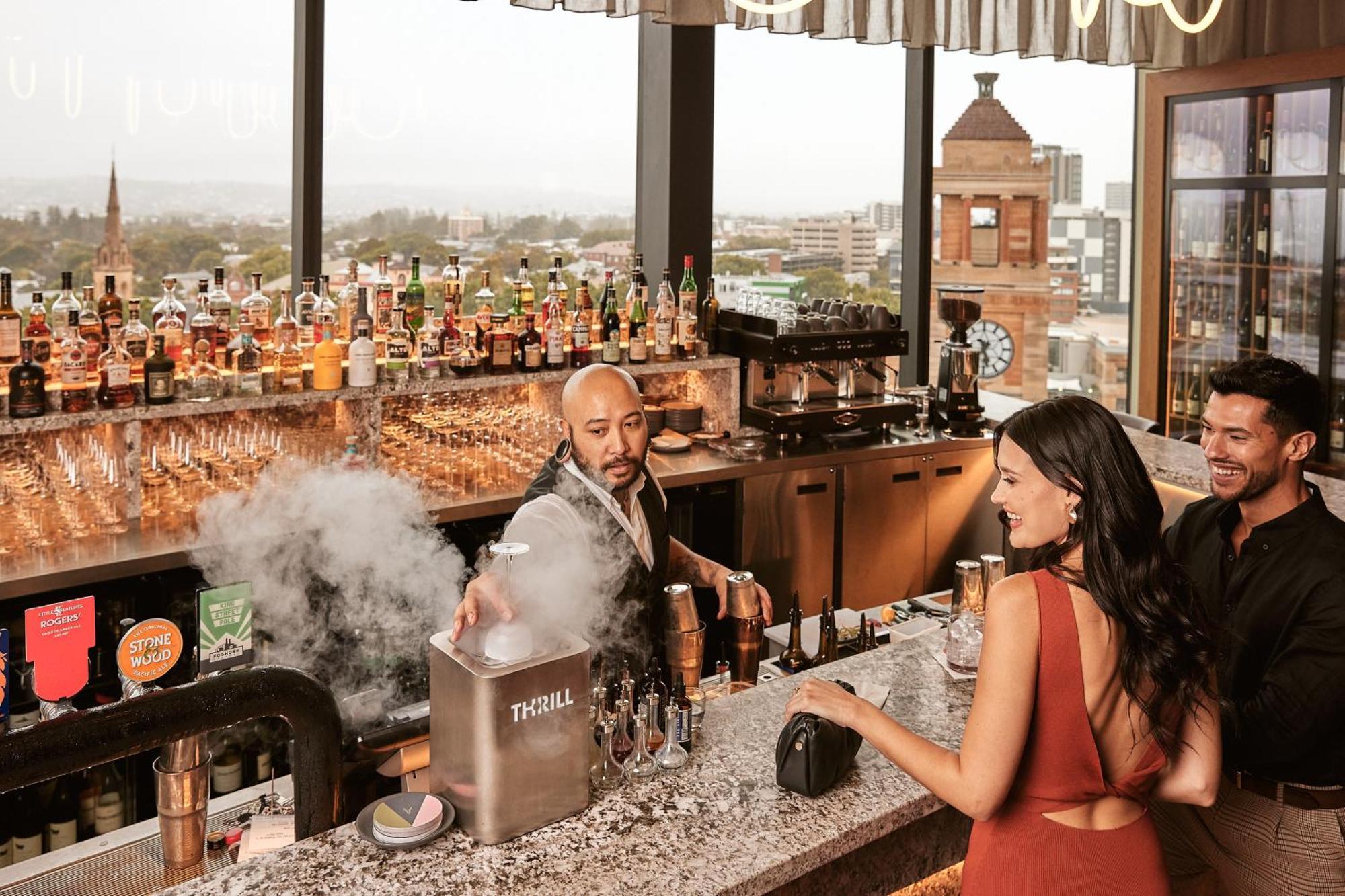 Crystalbrook Kingsley Otel Newcastle Dış mekan fotoğraf The bar at the 107
